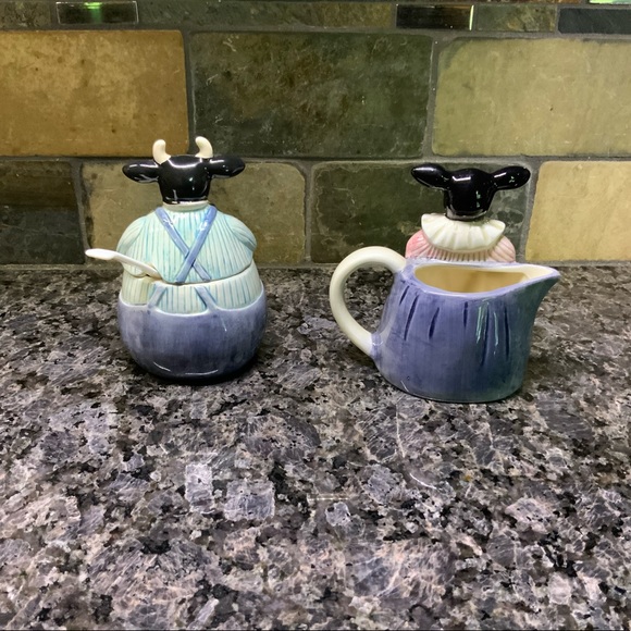 Vintage Cow Tea set - Picture 7 of 9